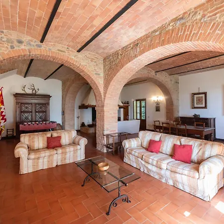 Villa Santa Virginia *